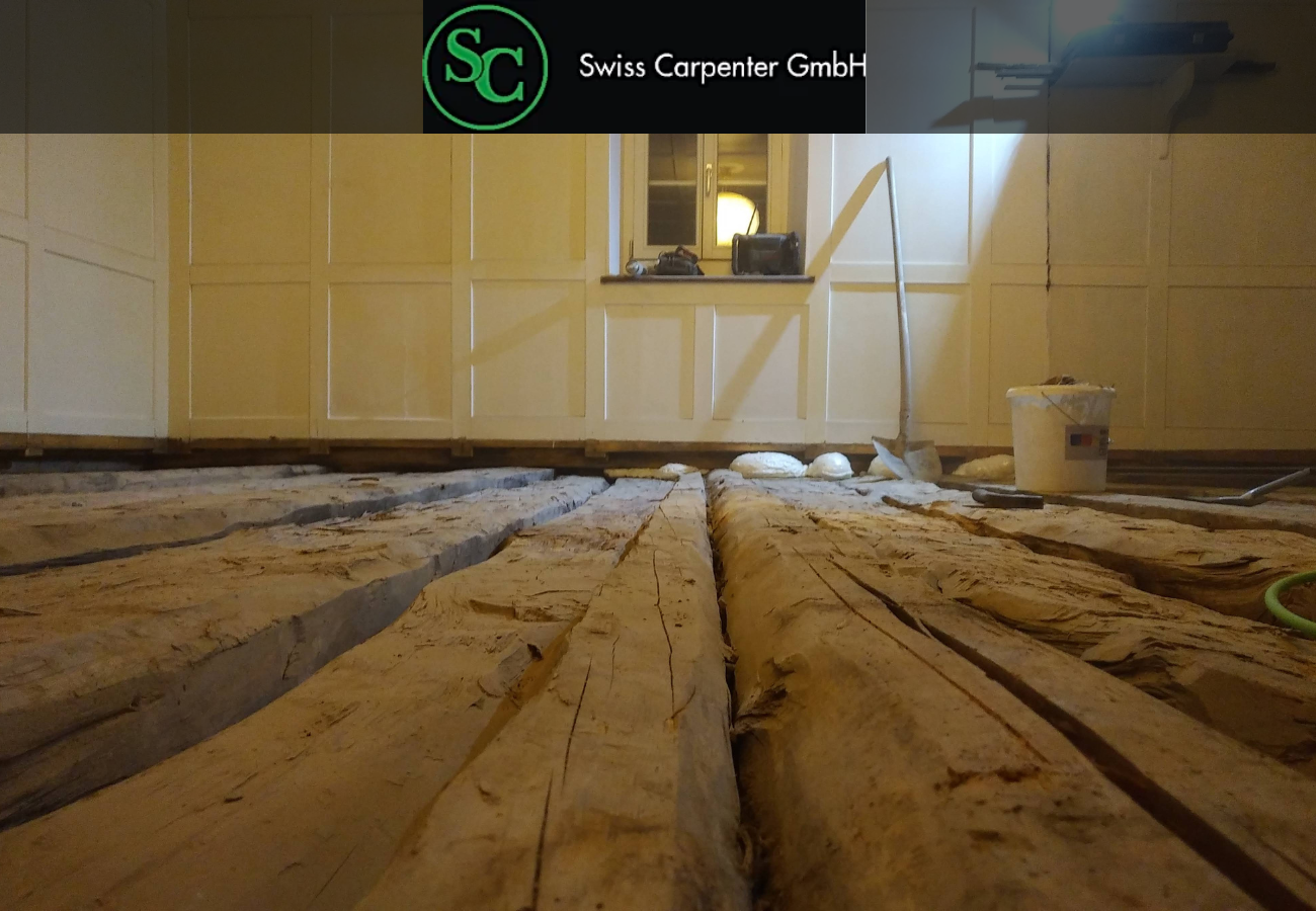 Restaurierung eines alten Dielenbodens durch Swiss Carpenter
